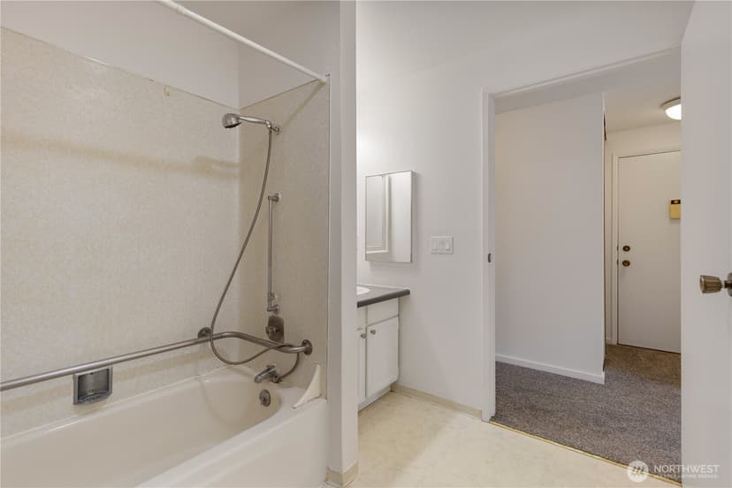 Property photo for 4802 S 187th Place #A106, SeaTac photo 20