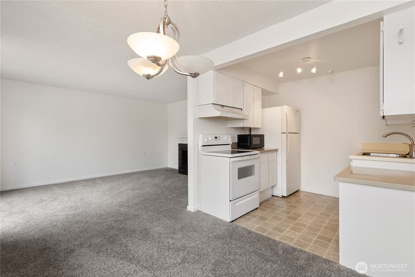 Property photo for 4802 S 187th Place #A106, SeaTac photo 13