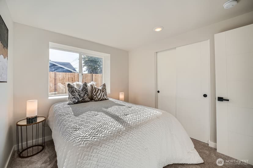 Property photo for 9206 33rd Avenue Ct S, Lakewood photo 12