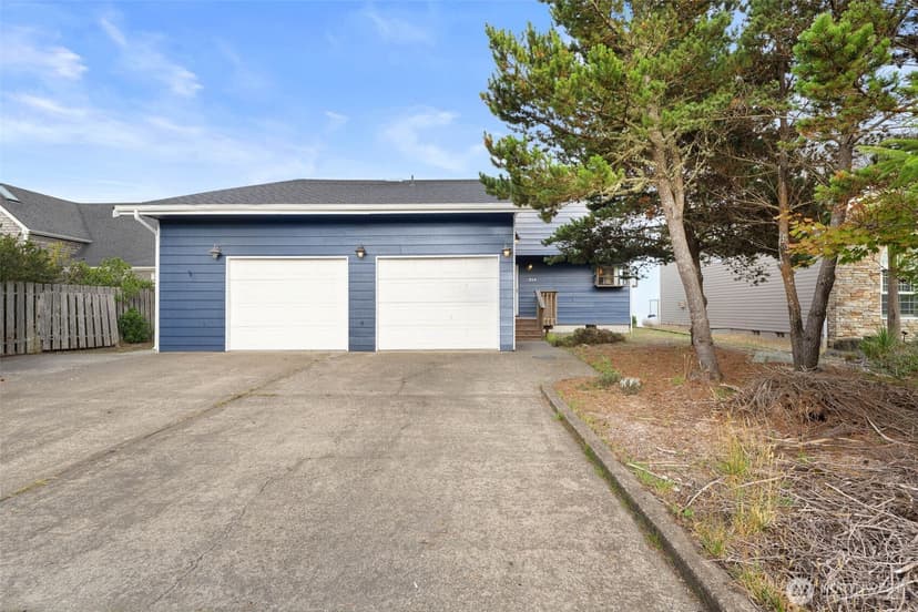 Property photo for 314 Harbor View Loop SE, Ocean Shores photo 3