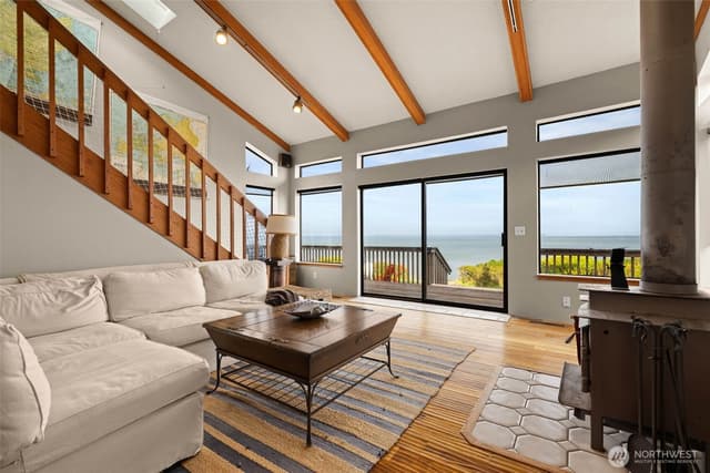 Property photo for 314 Harbor View Loop SE, Ocean Shores photo 4