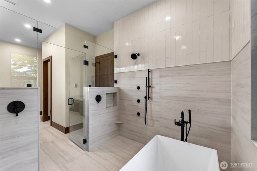 Property photo for 33 Forest Glen Lane SW, Lakewood photo 15