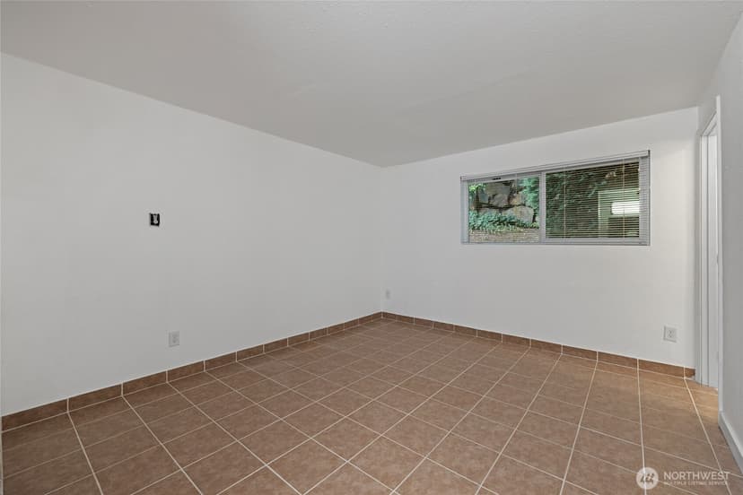 Property photo for 15280 MacAdam Road S #E-101, Seattle photo 17