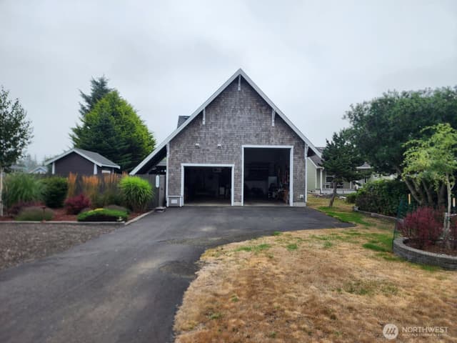 Property photo for 337 S Butter Clam Street SW, Ocean Shores photo 3