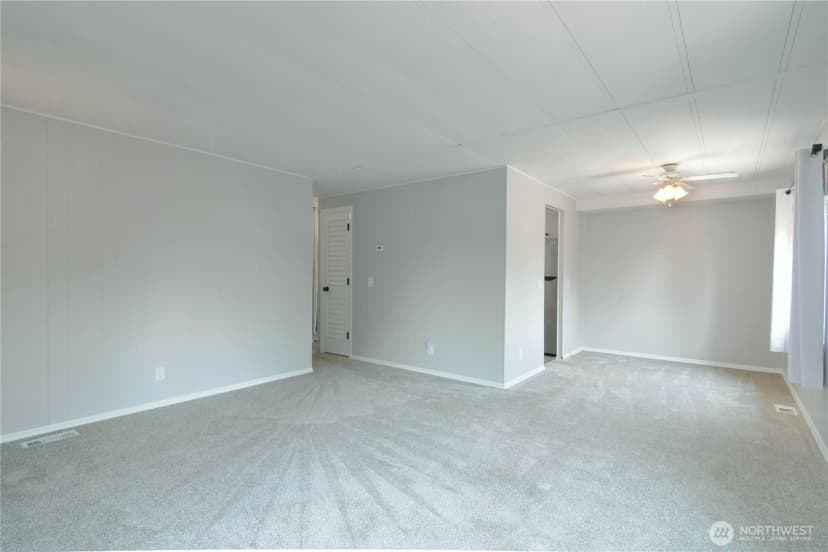 Property photo for 13320 Hwy 99 #197, Everett photo 3
