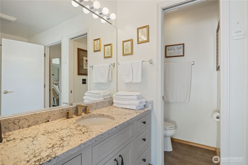 Property photo for 515 Halmalka Highlands Court #B, Manson photo 22