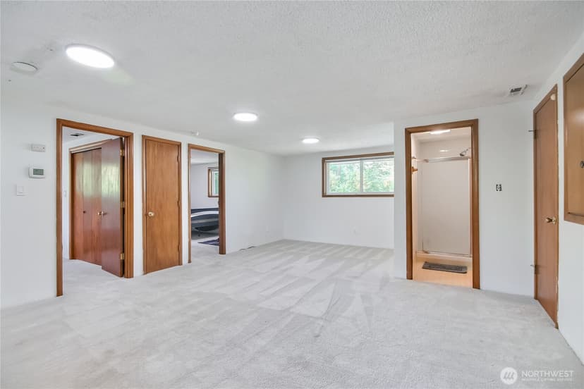 Property photo for 6902 Mount Tacoma Drive SW, Lakewood photo 30