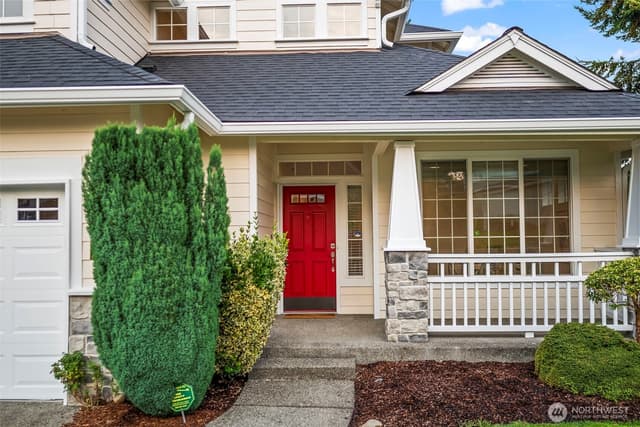 Property photo for 4329 Fairwood Boulevard NE, Tacoma photo 3