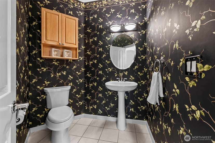 Property photo for 4329 Fairwood Boulevard NE, Tacoma photo 15