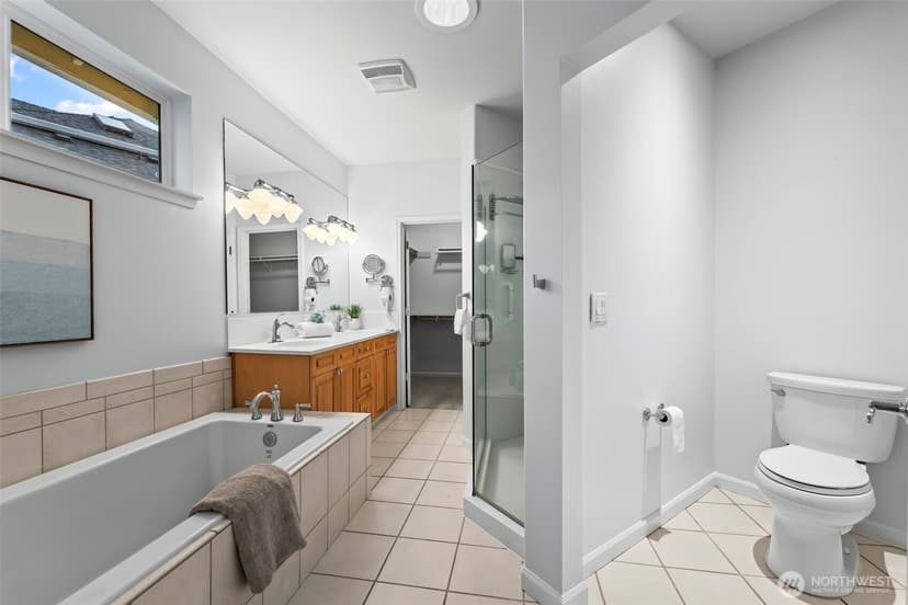 Property photo for 4329 Fairwood Boulevard NE, Tacoma photo 18
