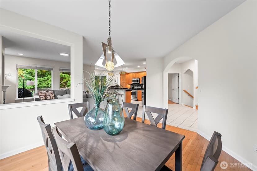 Property photo for 4329 Fairwood Boulevard NE, Tacoma photo 11