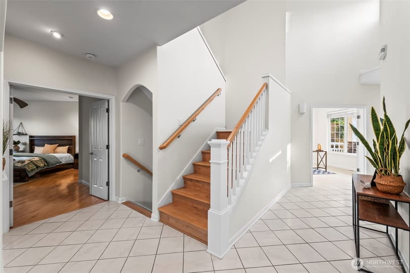 Property photo for 4329 Fairwood Boulevard NE, Tacoma photo 6