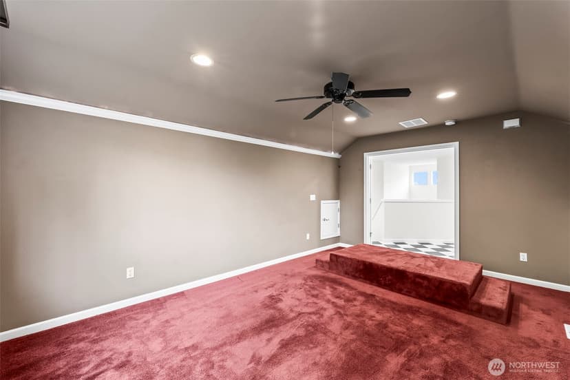 Property photo for 4329 Fairwood Boulevard NE, Tacoma photo 22