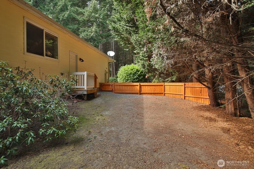 Property photo for 3198 Eaglecrest Lane, Clinton photo 31