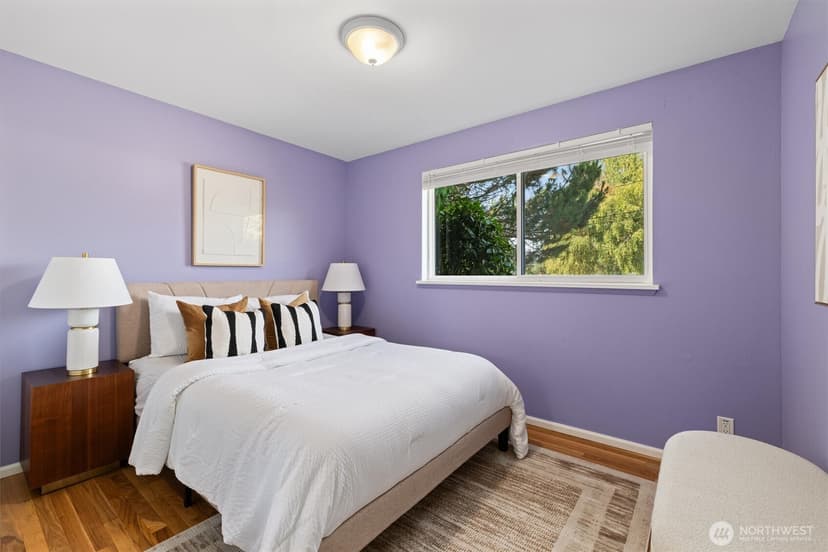 Property photo for 912 165th Avenue SE, Bellevue photo 15