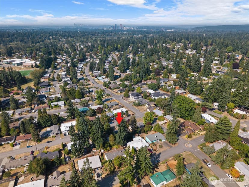 Property photo for 912 165th Avenue SE, Bellevue photo 22