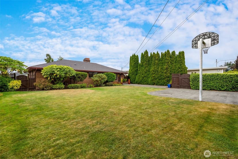 Property photo for 811 Rucker Avenue, Everett photo 29