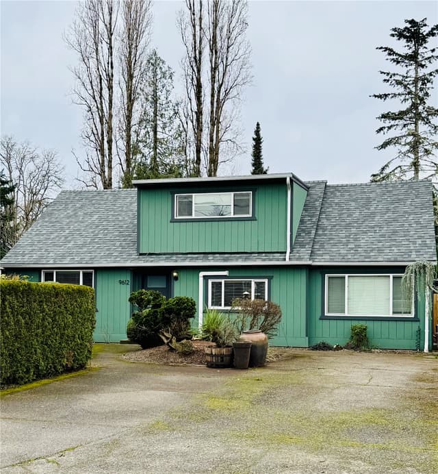 Property photo for 9612 Oak Lane SW, Lakewood