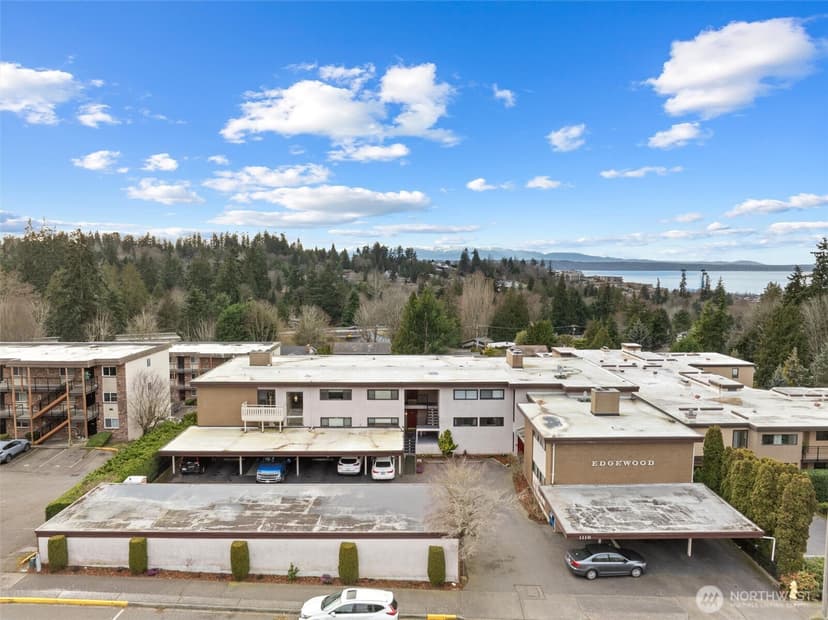 Property photo for 1110 5th Avenue S #204, Edmonds photo 18
