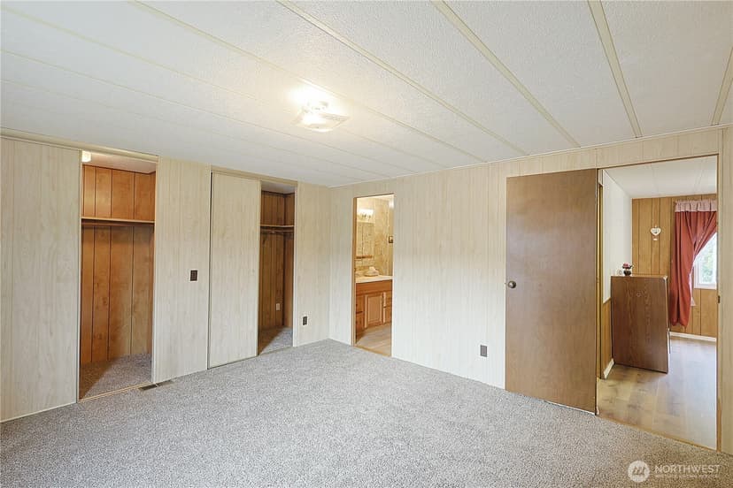Property photo for 3611 I Street NE #301, Auburn photo 9