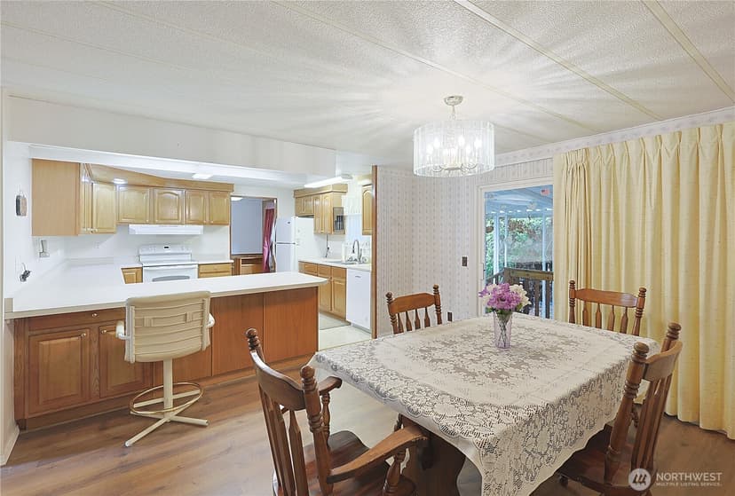 Property photo for 3611 I Street NE #301, Auburn photo 7