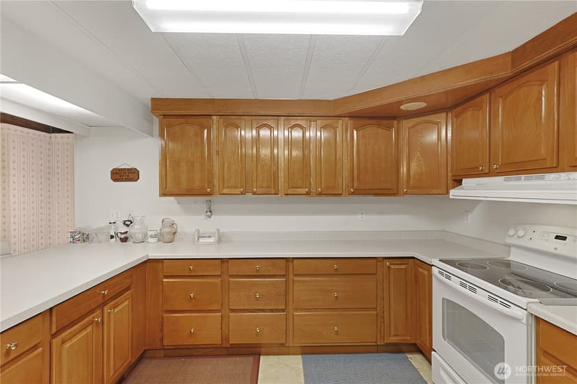 Property photo for 3611 I Street NE #301, Auburn photo 5