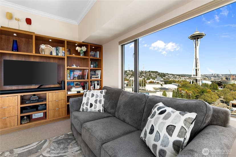 Property photo for 2821 2nd Avenue #1504, Seattle photo 6