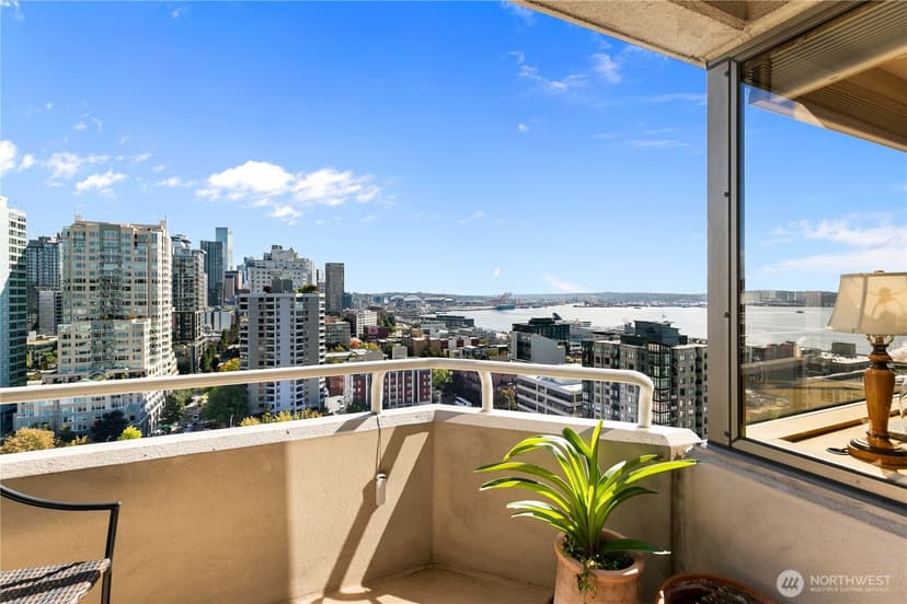 Property photo for 2821 2nd Avenue #1504, Seattle photo 8