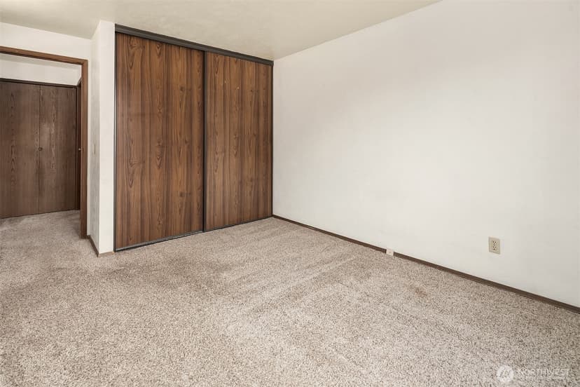 Property photo for 2100 N 106th Street #402, Seattle photo 8