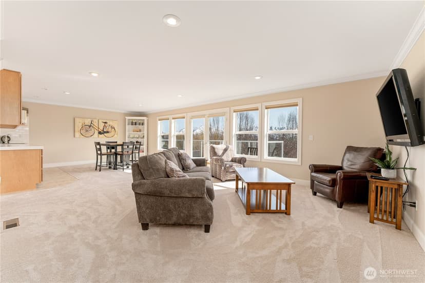Property photo for 60 Wall Street, Manson photo 18