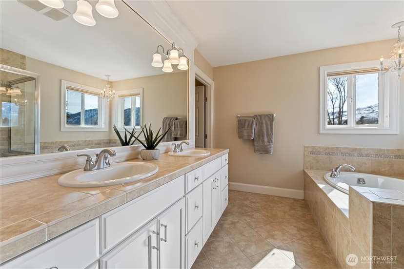 Property photo for 60 Wall Street, Manson photo 6