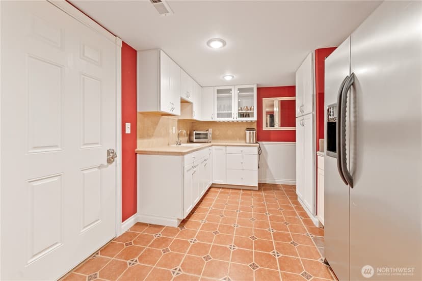 Property photo for 60 Wall Street, Manson photo 33