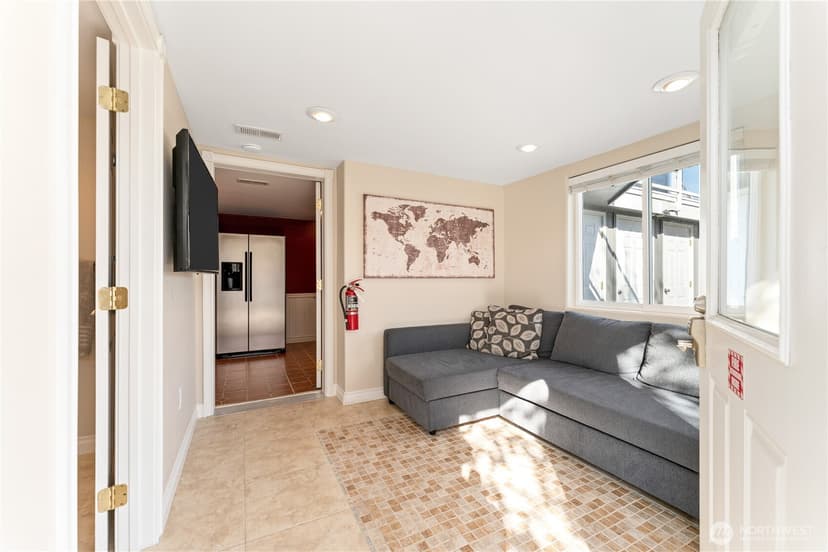 Property photo for 60 Wall Street, Manson photo 31