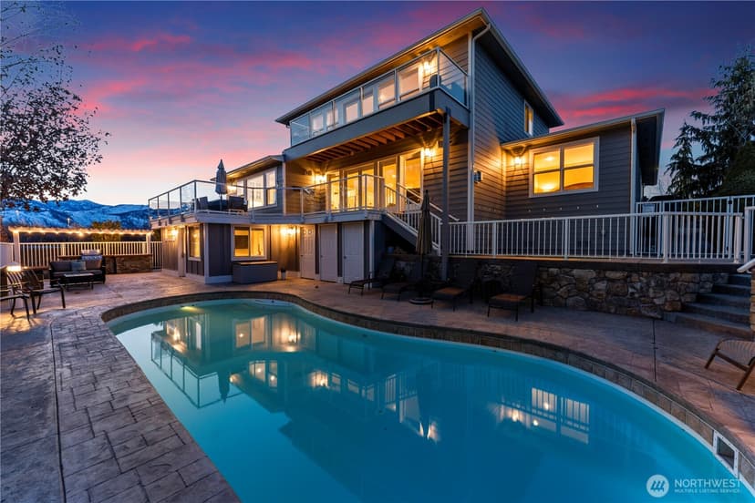 Property photo for 60 Wall Street, Manson