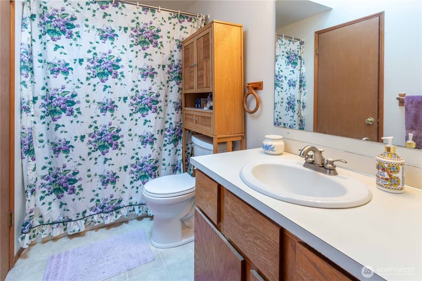 Property photo for 7884 Guemes Avenue, Clinton photo 14