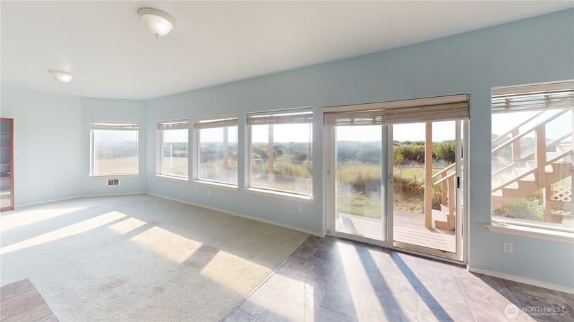 Property photo for 1115 Ocean Shores Boulevard SW, Ocean Shores photo 27