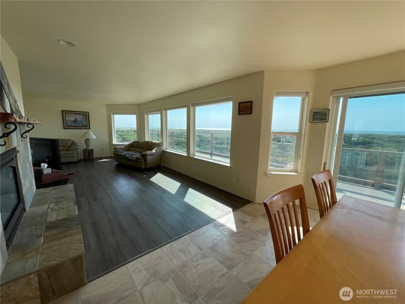 Property photo for 1115 Ocean Shores Boulevard SW, Ocean Shores photo 8