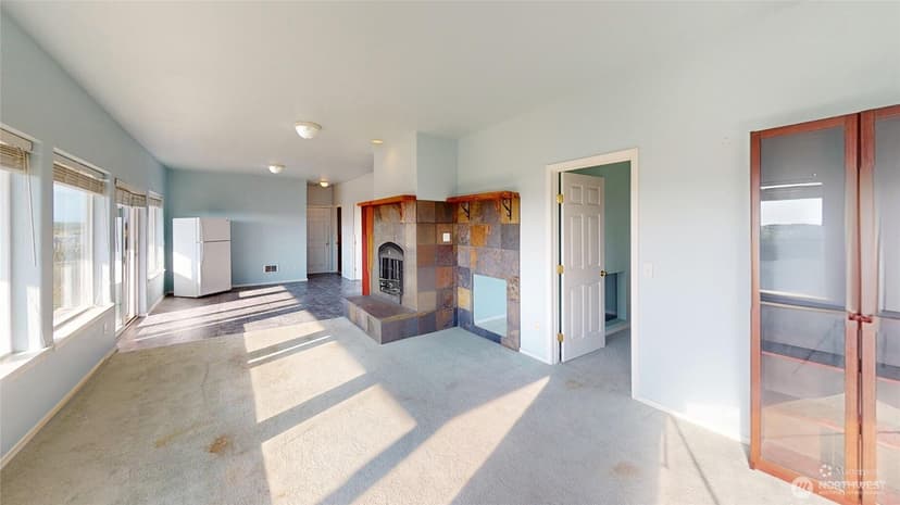 Property photo for 1115 Ocean Shores Boulevard SW, Ocean Shores photo 28