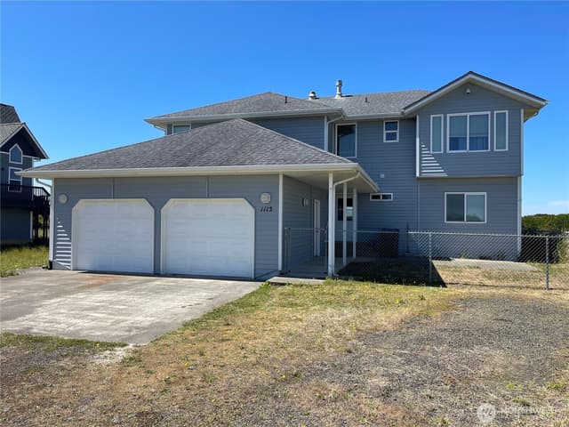Property photo for 1115 Ocean Shores Boulevard SW, Ocean Shores photo 4