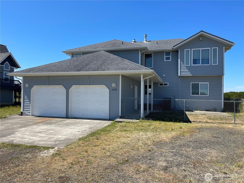 Property photo for 1115 Ocean Shores Boulevard SW, Ocean Shores photo 4