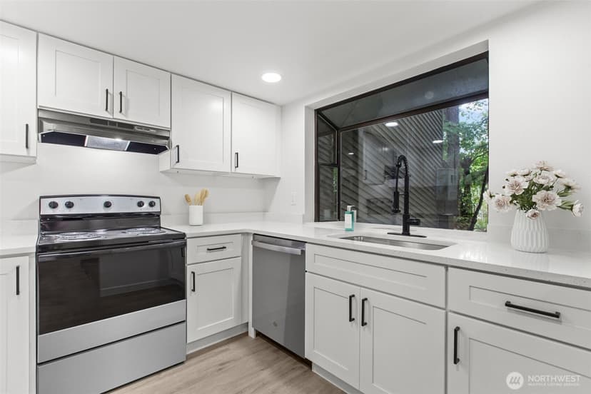 Property photo for 138 SW 116th Street #G15, Seattle photo 7