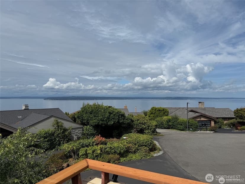 Property photo for 16906 13th Avenue NW, Shoreline photo 14