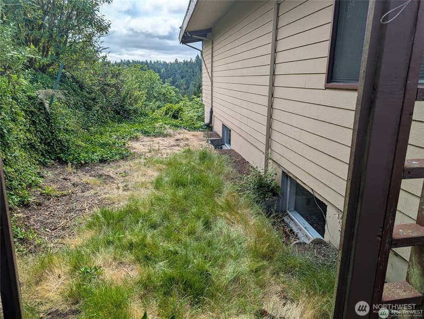 Property photo for 16906 13th Avenue NW, Shoreline photo 13