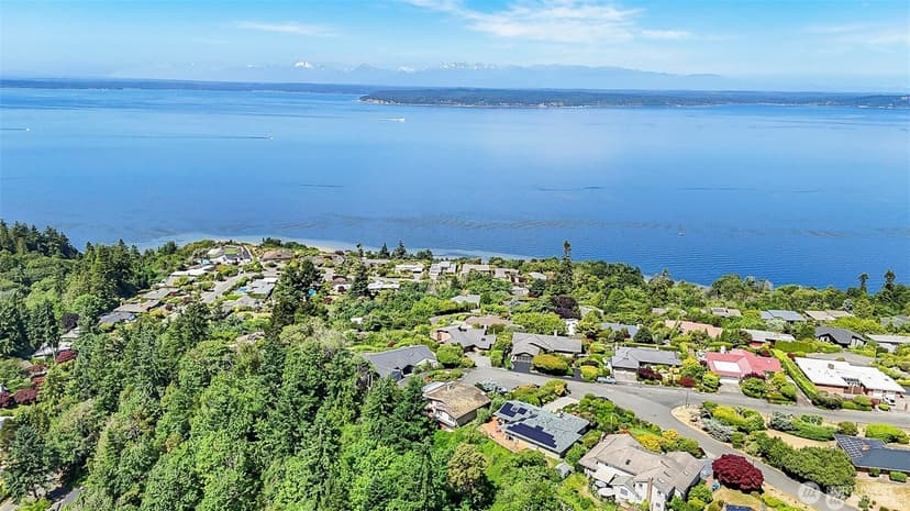Property photo for 16906 13th Avenue NW, Shoreline photo 15