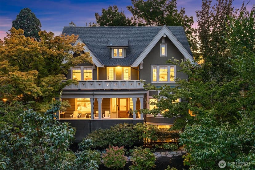 Property photo for 1129 22nd Avenue E, Seattle