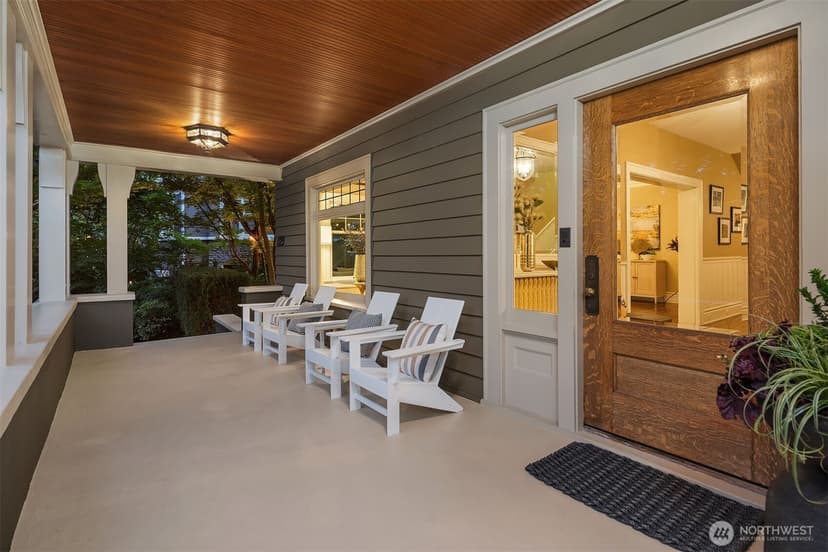 Property photo for 1129 22nd Avenue E, Seattle photo 5