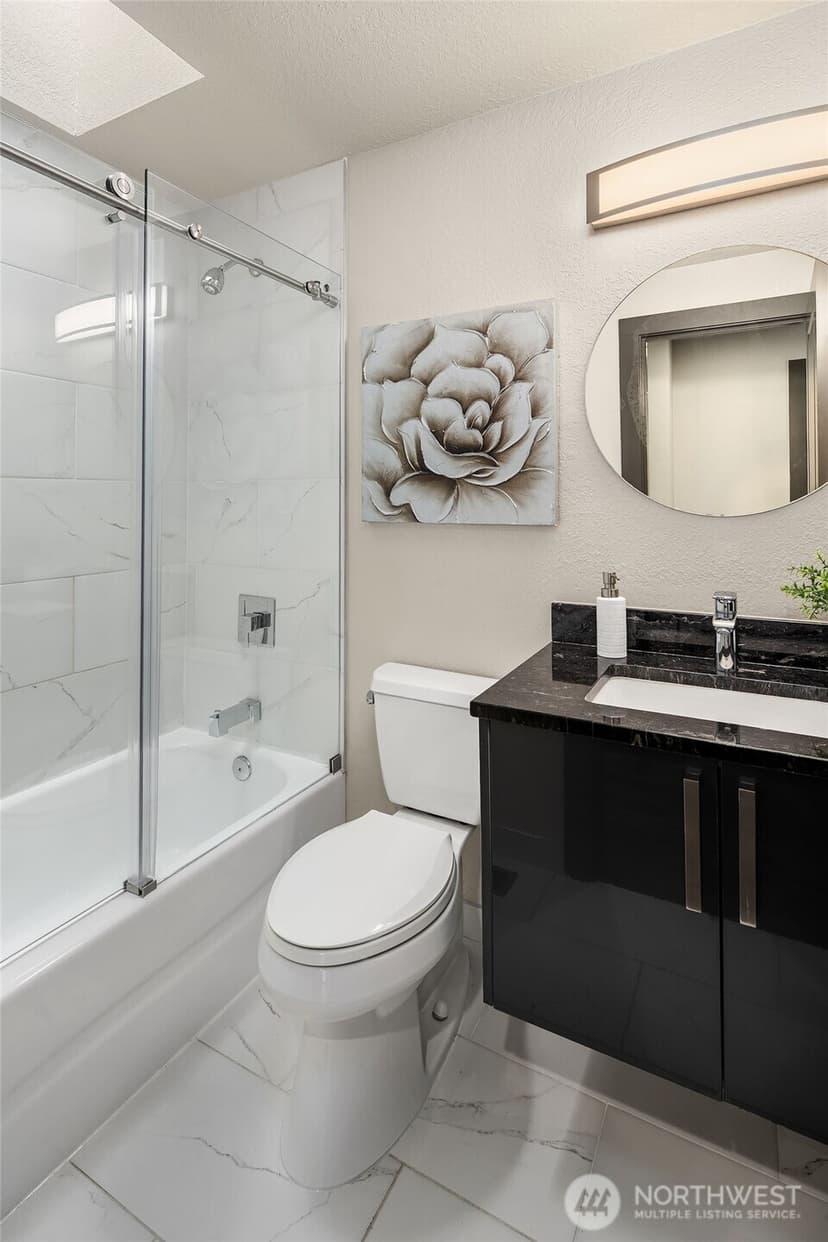 Property photo for 8004 NE 28th Street, Hunts Point photo 3