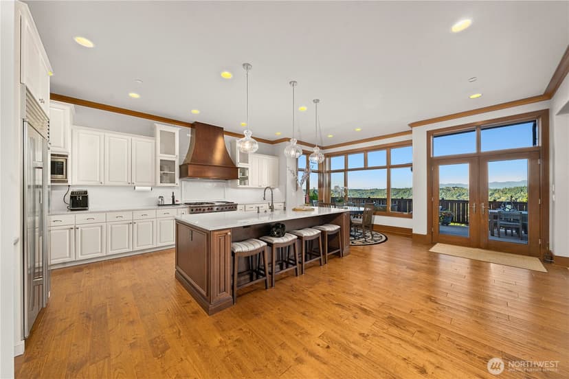 Property photo for 510 Timber Creek Drive NW, Issaquah photo 5