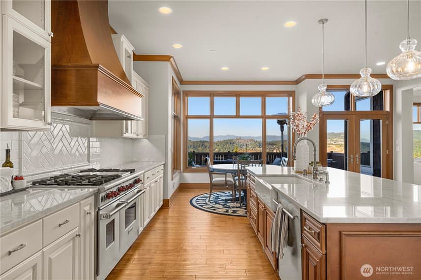 Property photo for 510 Timber Creek Drive NW, Issaquah photo 10