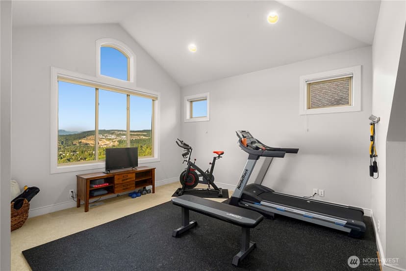 Property photo for 510 Timber Creek Drive NW, Issaquah photo 27
